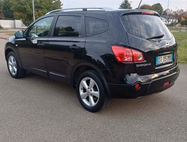 Nissan Qashqai Qashqai+2 2.0 dCi DPF Tekna