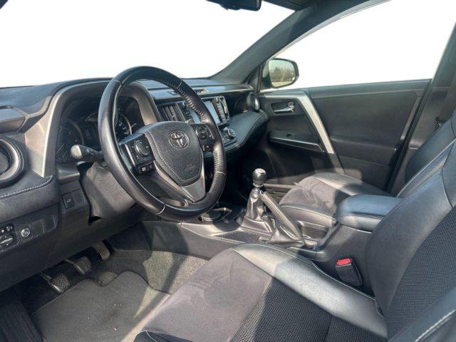 TOYOTA RAV 4 MY23 RAV4 2.0 D-4D 2WD Style