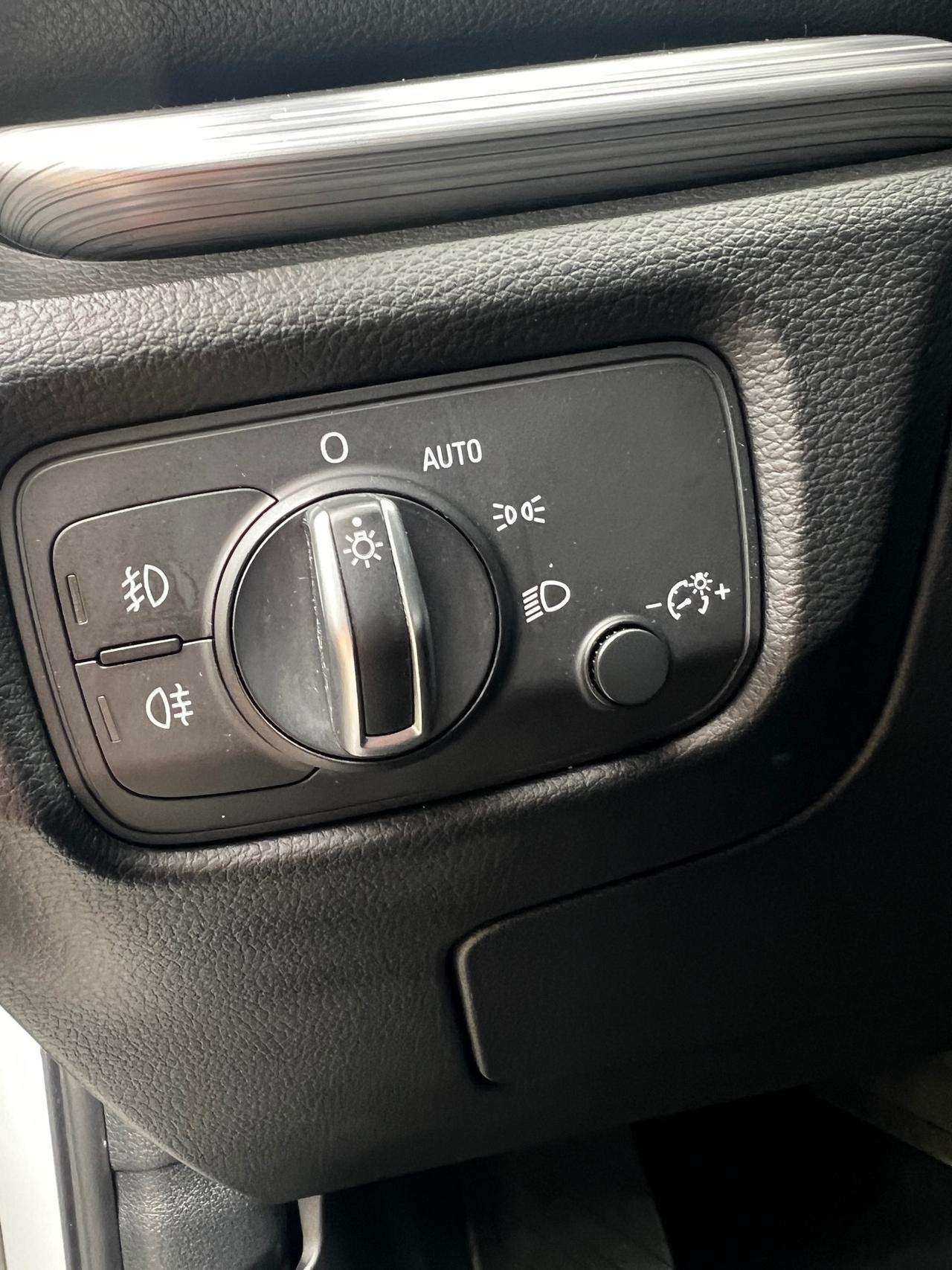 Audi A3 2.0 TDI 150 CV clean diesel S tronic Ambition