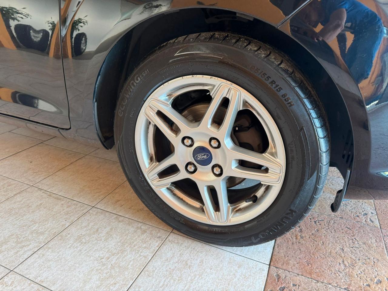 Ford Fiesta 1.5 TDCi 75CV 5 porte Titanium