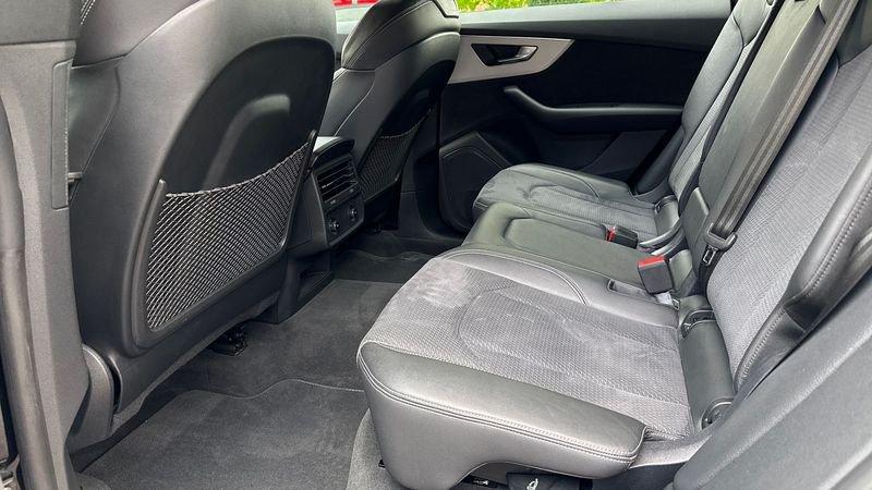 Audi Q8 50 3.0 V6 TDI mHEV quattro tiptronic