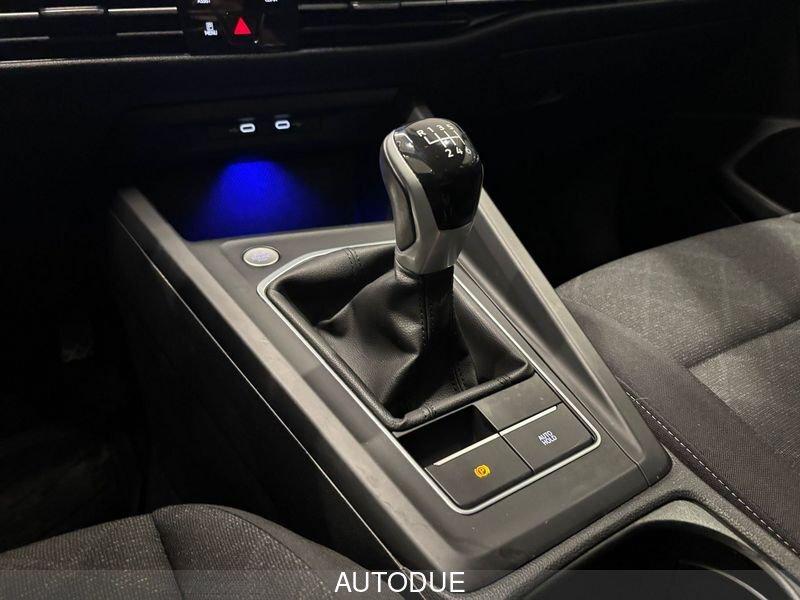 Volkswagen Golf VIII 2020 1.0 tsi evo Life 110cv