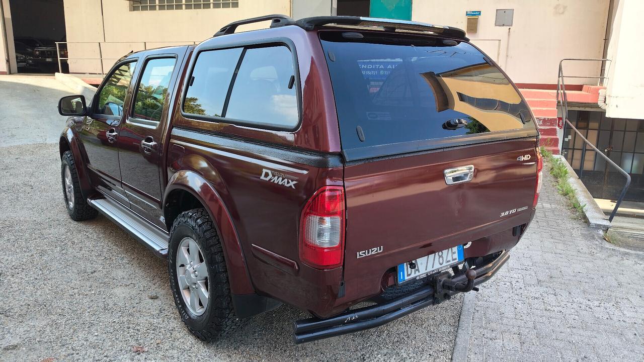 Isuzu D-Max 3.0 TD 4WD Aut. + Gancio