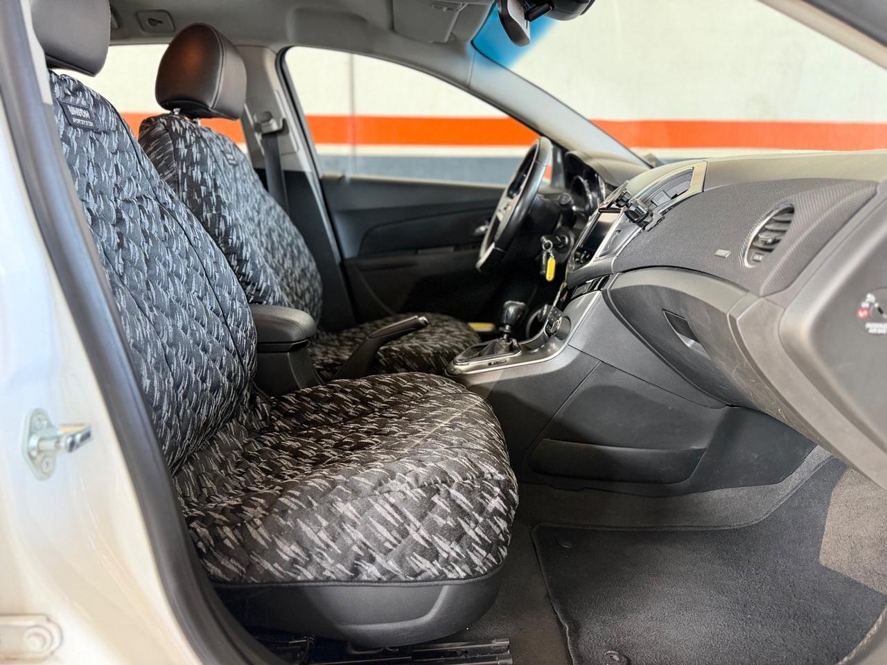 Chevrolet Cruze 1.7 Diesel Station Wagon Start/Stop LTZ