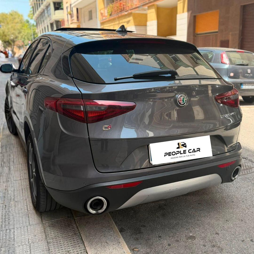 Alfa Romeo Stelvio 2.2 Turbodiesel Q4 - 210 CV