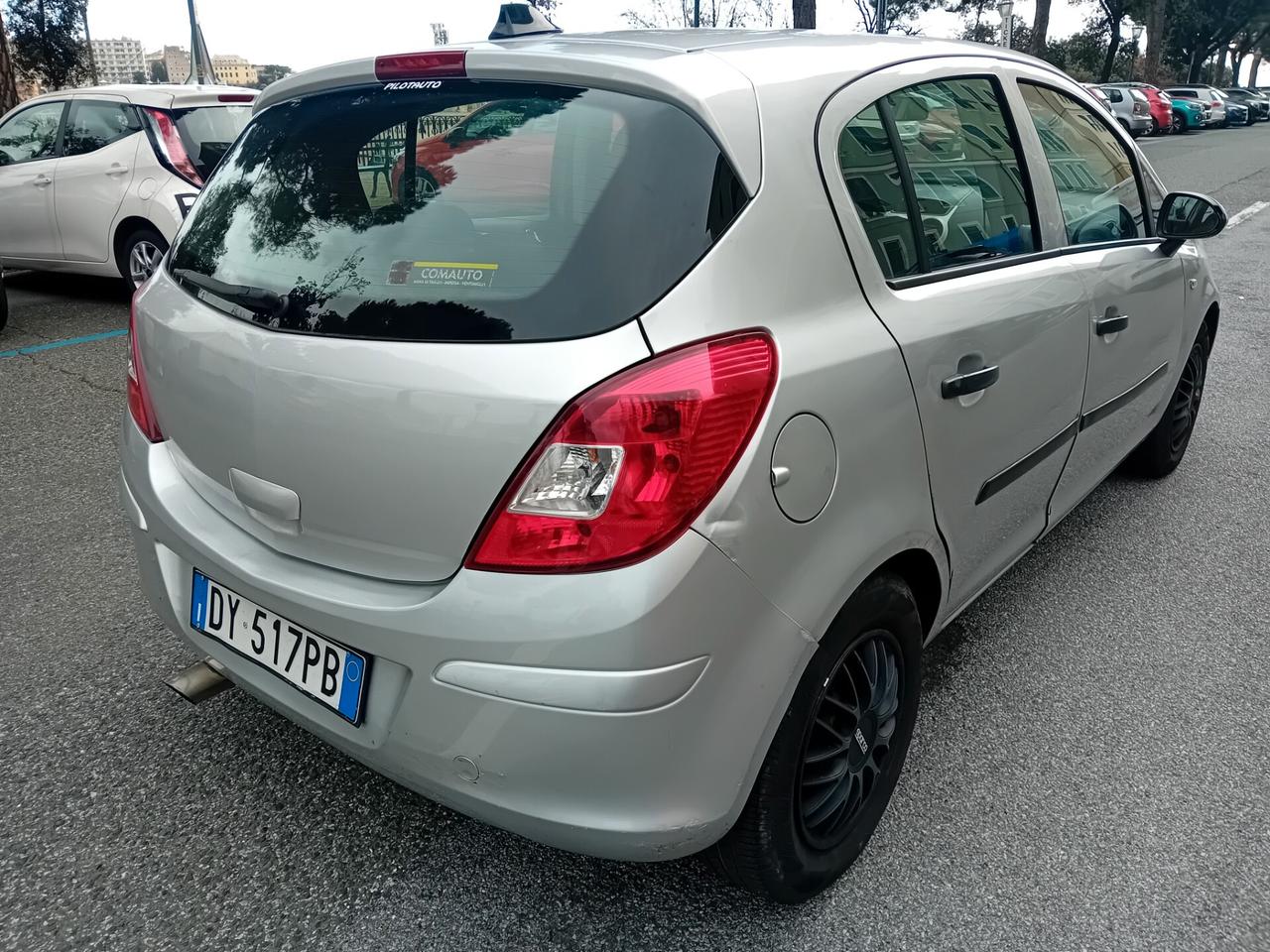 Opel Corsa 1.0 12V 5 porte Club