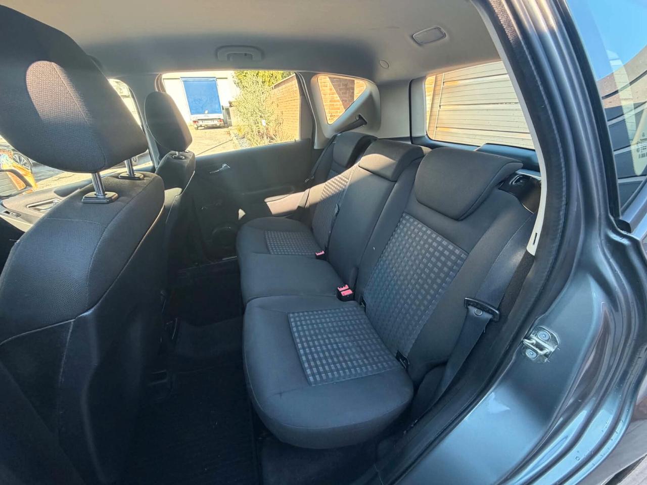 Mercedes A 160i-135.000km-Tag.Cert-Garanzia-2011