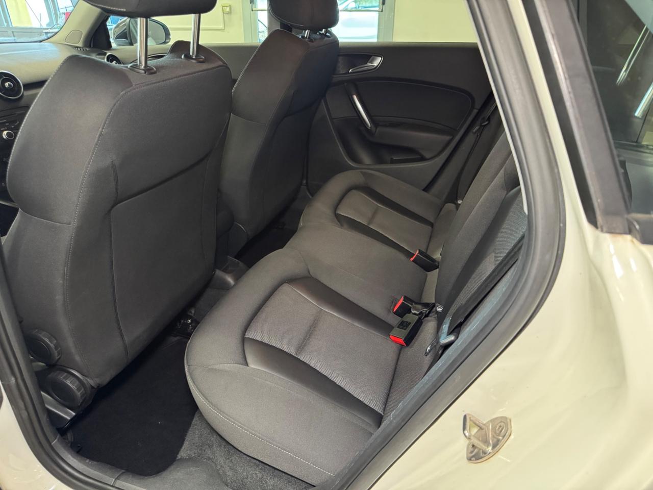 Audi A1 1.6 TDI S-tronic