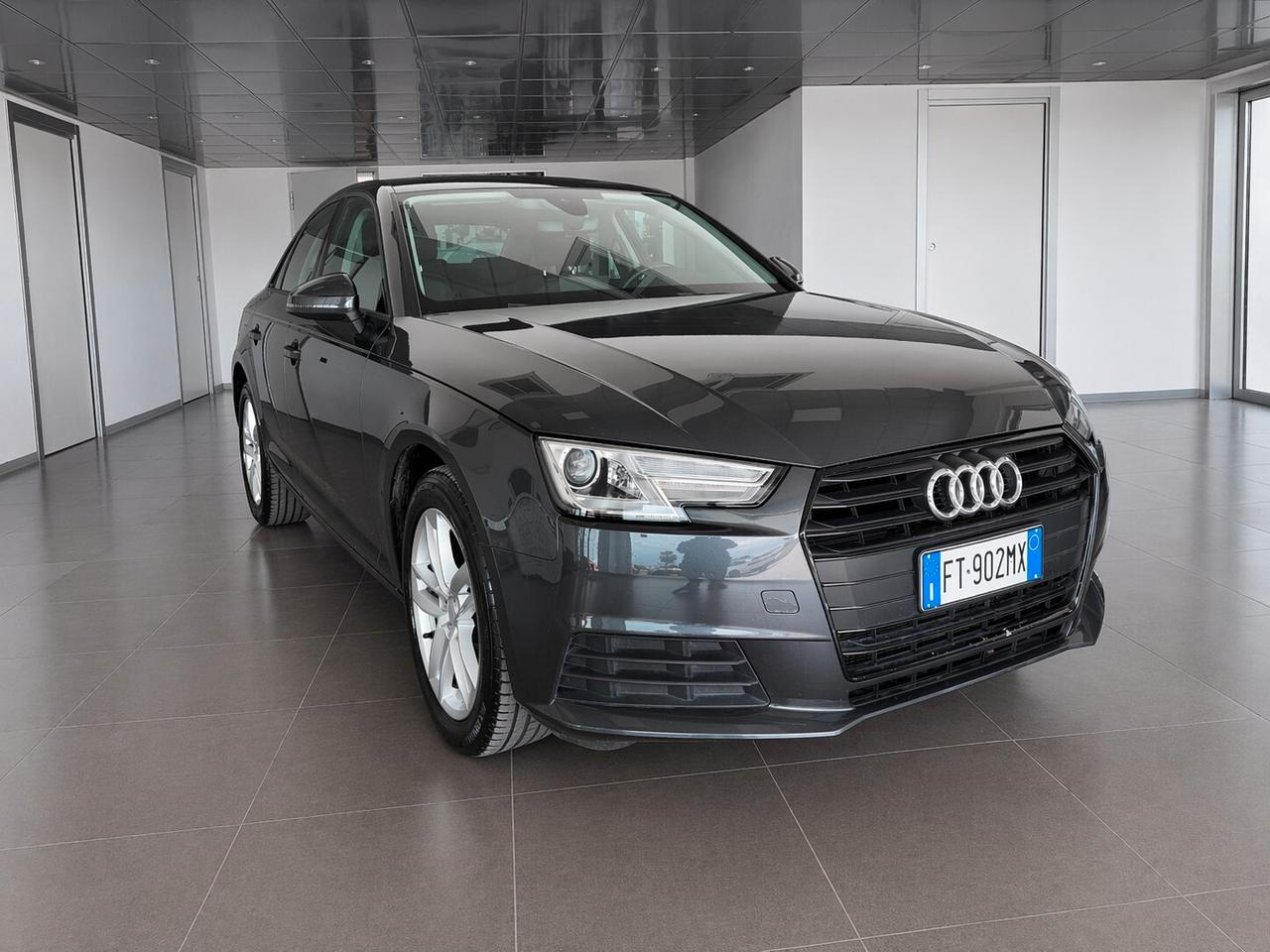 Audi A4 2.0 TDI 150 CV S tronic Business
