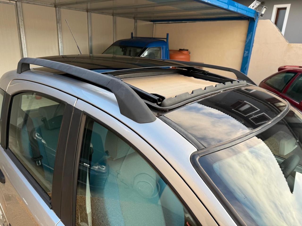 Fiat Panda con tetto panoramico