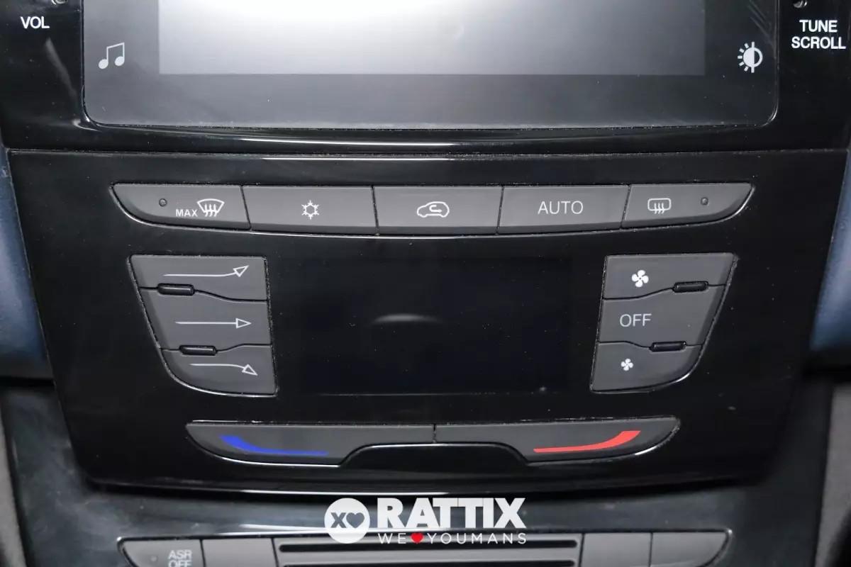 Lancia Ypsilon 1.0 Firefly Hybrid 70CV Platino