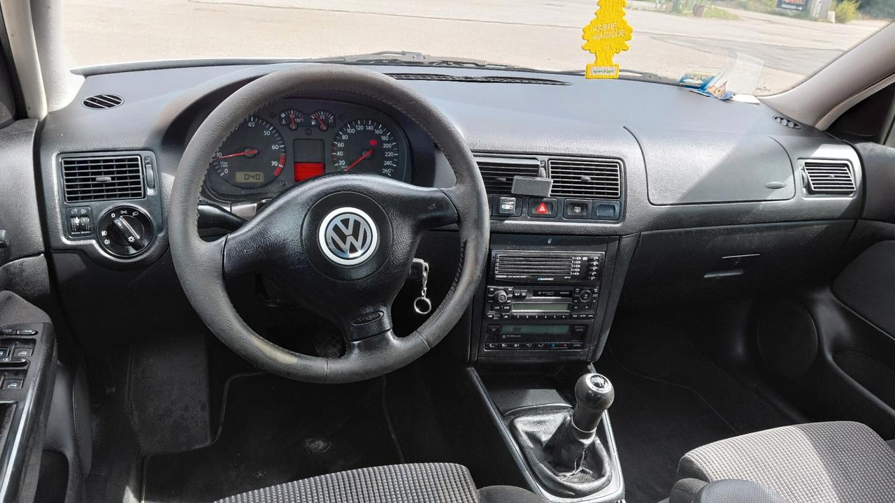 Volkswagen Golf 2.0 cat 5p. 4motion Highline