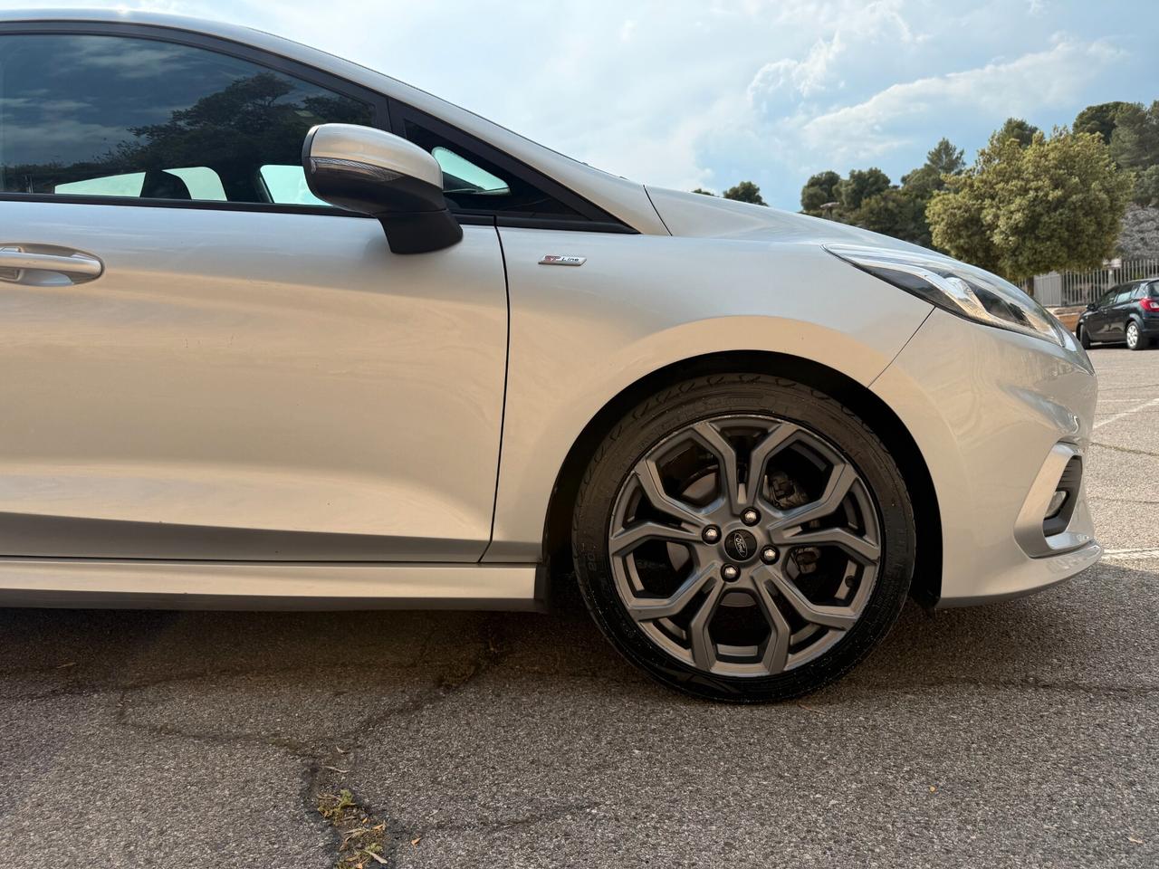 Ford Fiesta ST-LINE/1.5 86CV/NEOPATENTATI/CAR PLAY