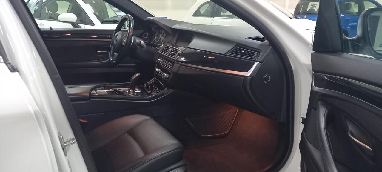 BMW XDRIVE cc. 1.995 FUTURA 218 CV. TRAZIONE INTEGRALE 5 Porte 5 Posti Cambio Automatico 7 Marce Paddle al Volante.