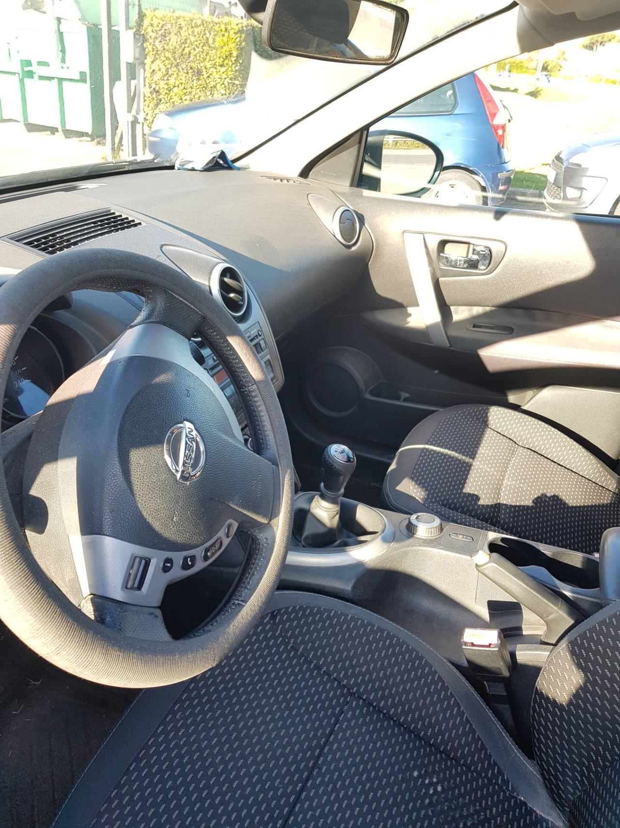 Nissan Qashqai 2.0 dCi DPF 4WD Acenta
