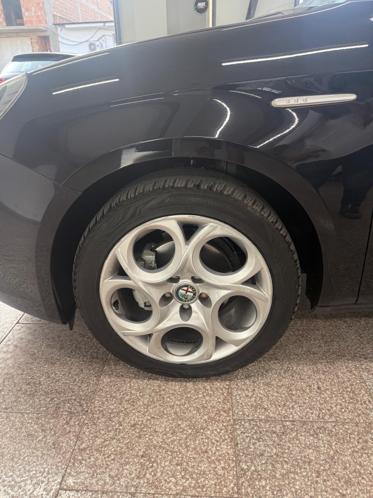 Alfa Romeo Giulietta 1.6 JTDm-2 105 CV Distinctive