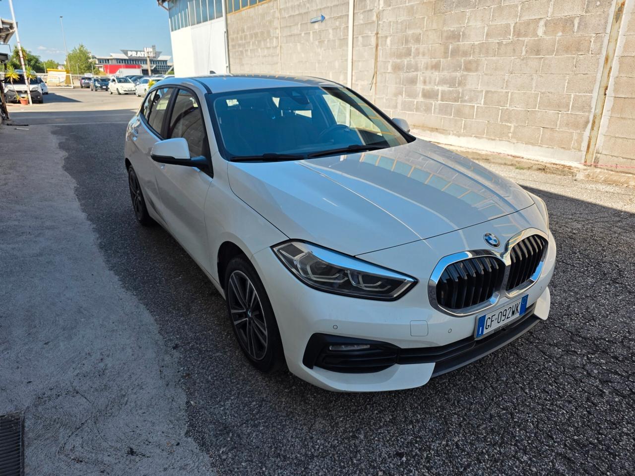 Bmw 116 116d 5p. SPORT EDITION solo 100 mila km