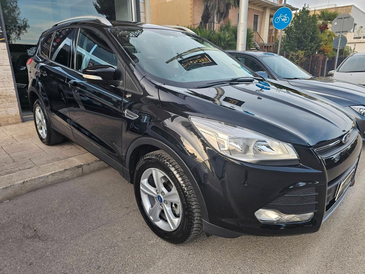 Ford Kuga 2.0 TDCI 140 CV 4WD Titanium