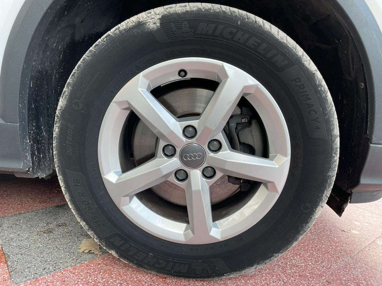 Audi Q2 1.6 TDI 116cv Business