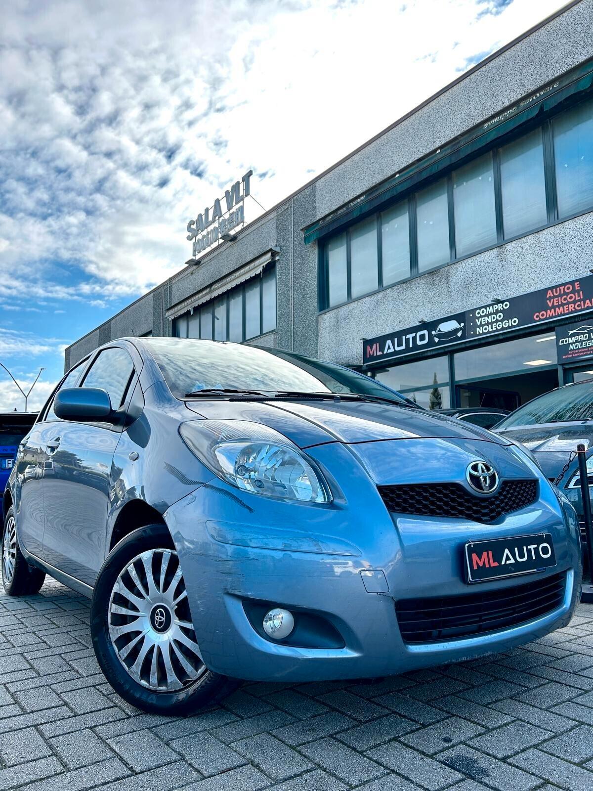 Toyota Yaris 1.0 5 porte Sol - ok neopatentato