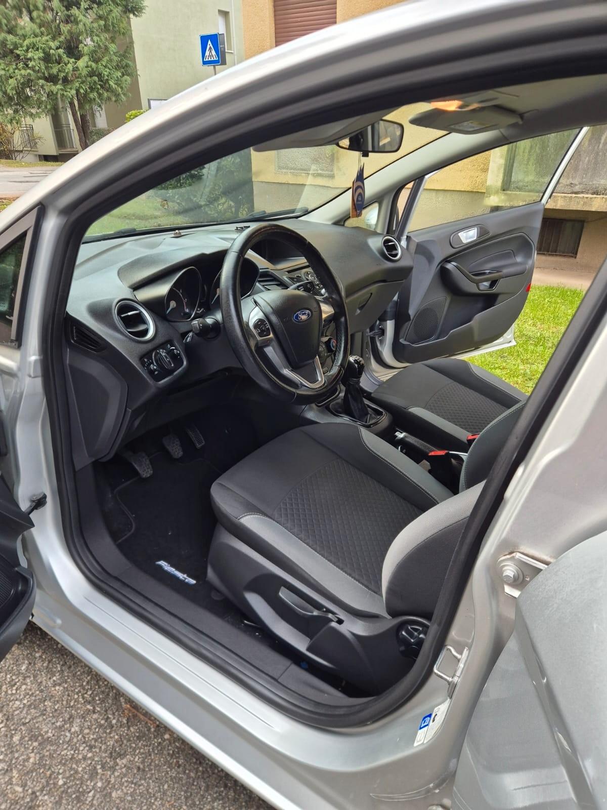 ford fiesta benzina euro 6b neo patentati