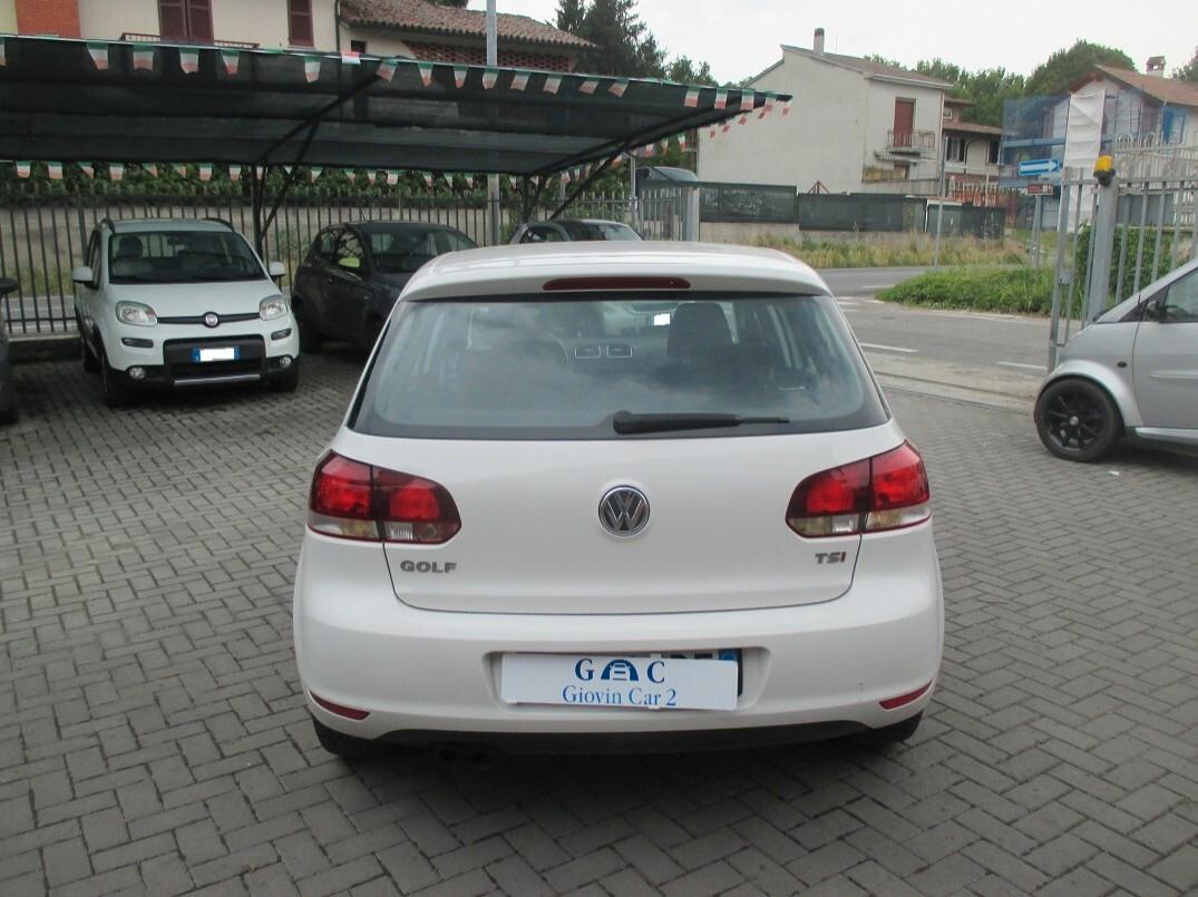 Volkswagen Golf 1.4 TSI 122CV 5p. Highline Per Neopatentati