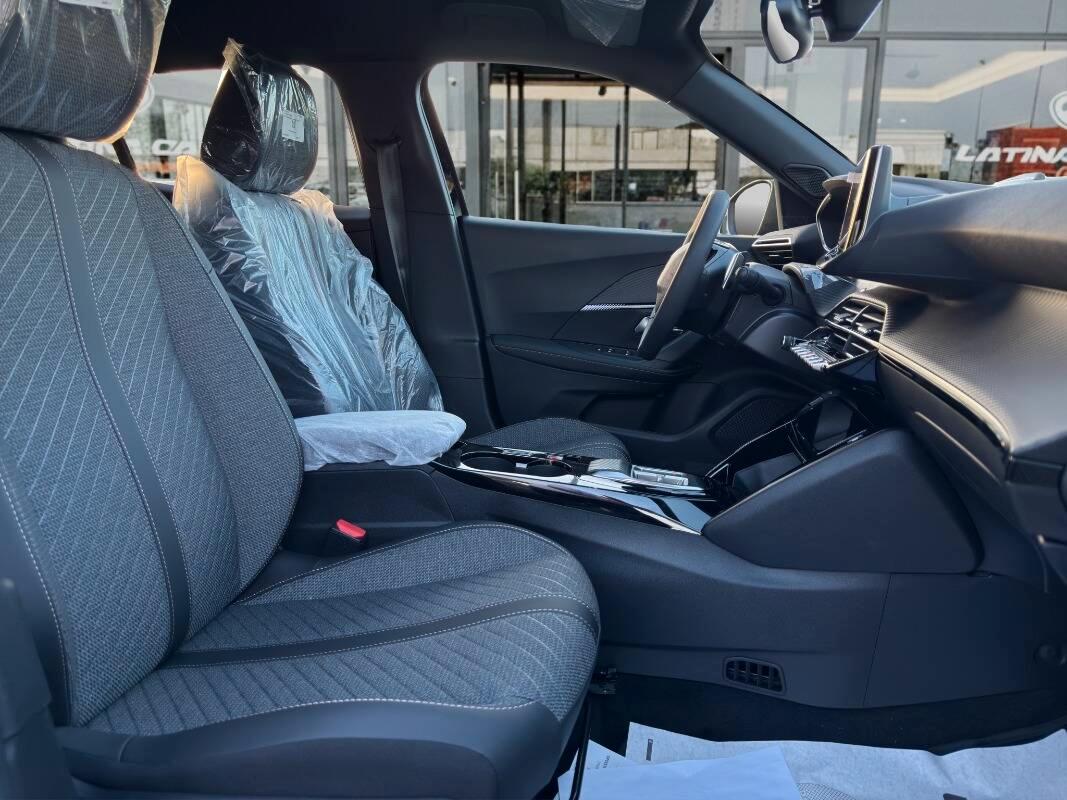 Peugeot 2008 1.2 hybrid Allure 145cv e-dcs6 Con NAVIGATORE