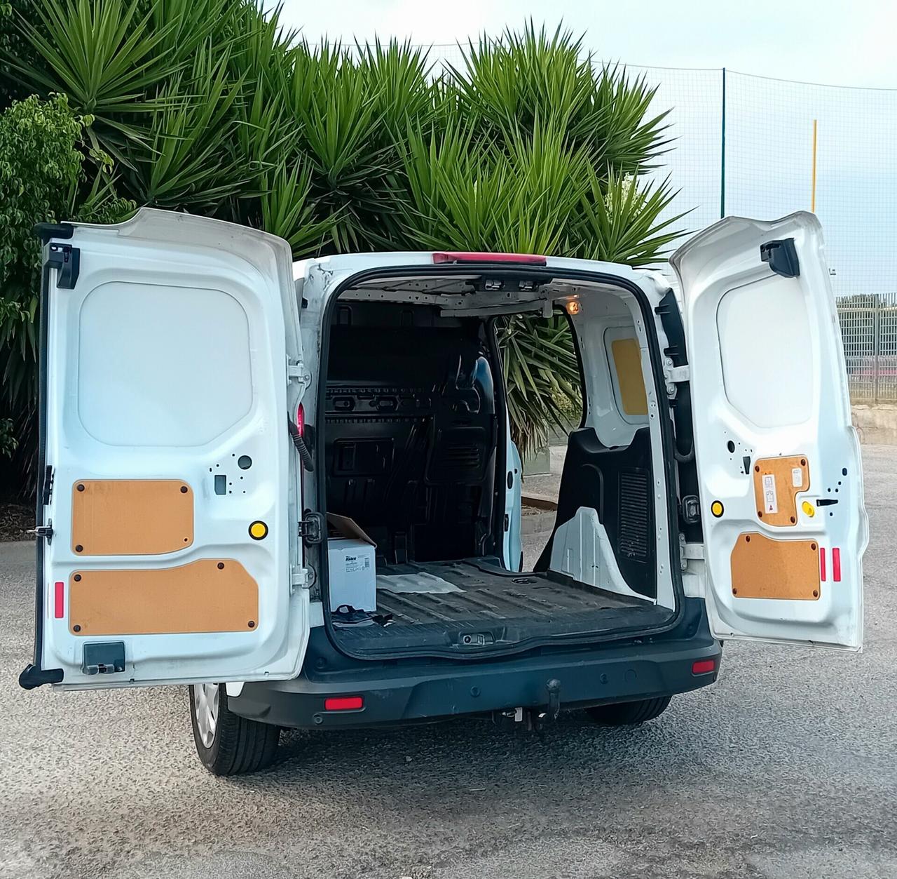 Ford Transit Connect 200 1.6 TDCi 115CV - IVA ESPOSTA -