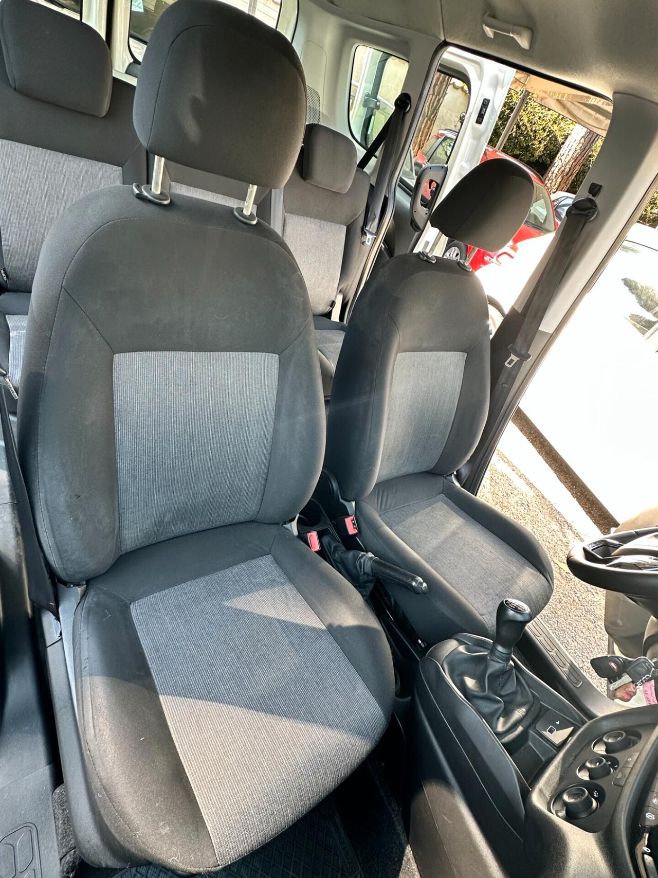 Fiat Doblò 1.3 MJT Lounge CLIMA MULTIFUNZIONE BLUETOOTH APPLE CAR PLAY NEO PATENTATI