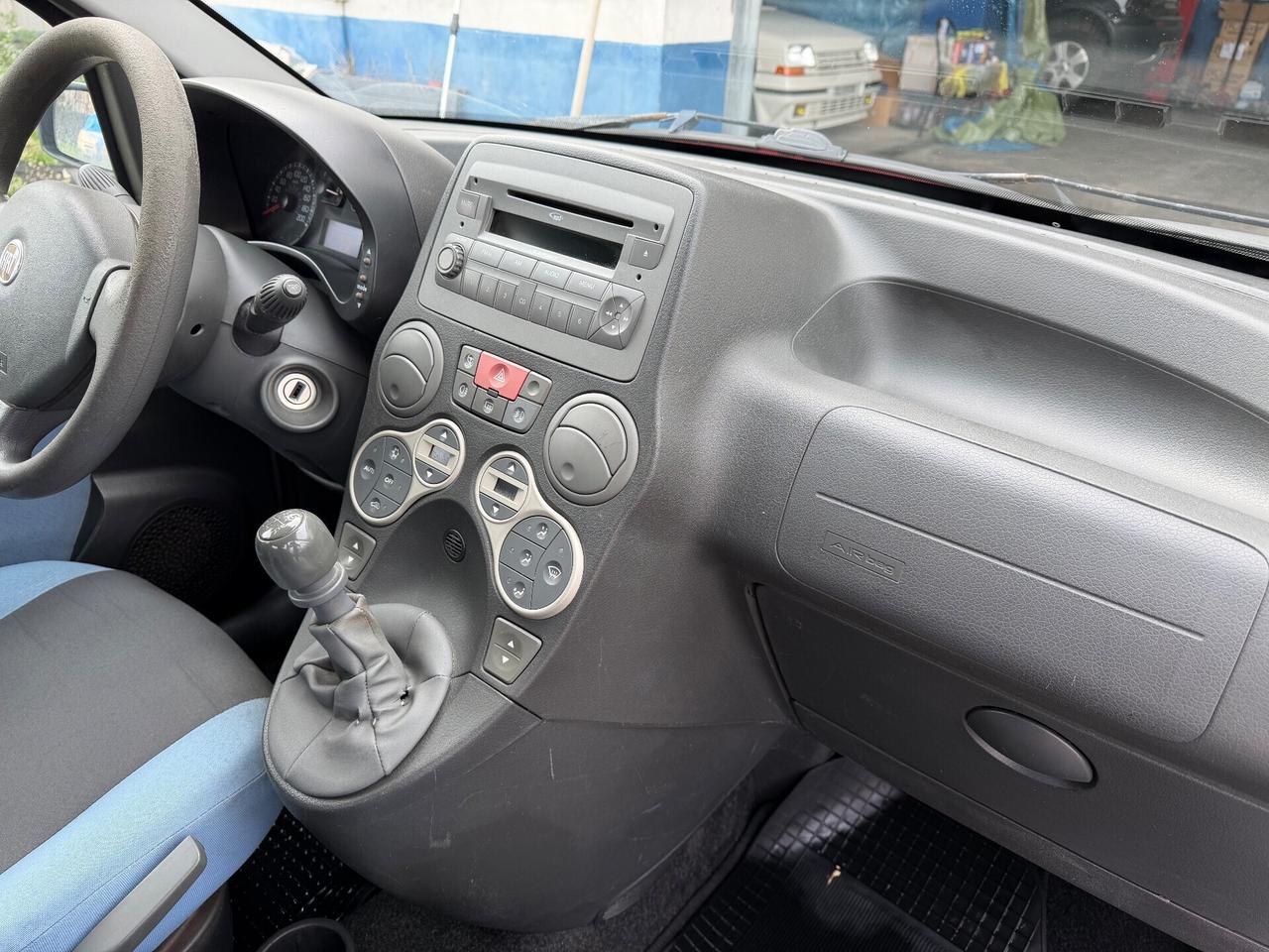 Fiat Panda 1.2 Dynamic 5 posti con gancio traino