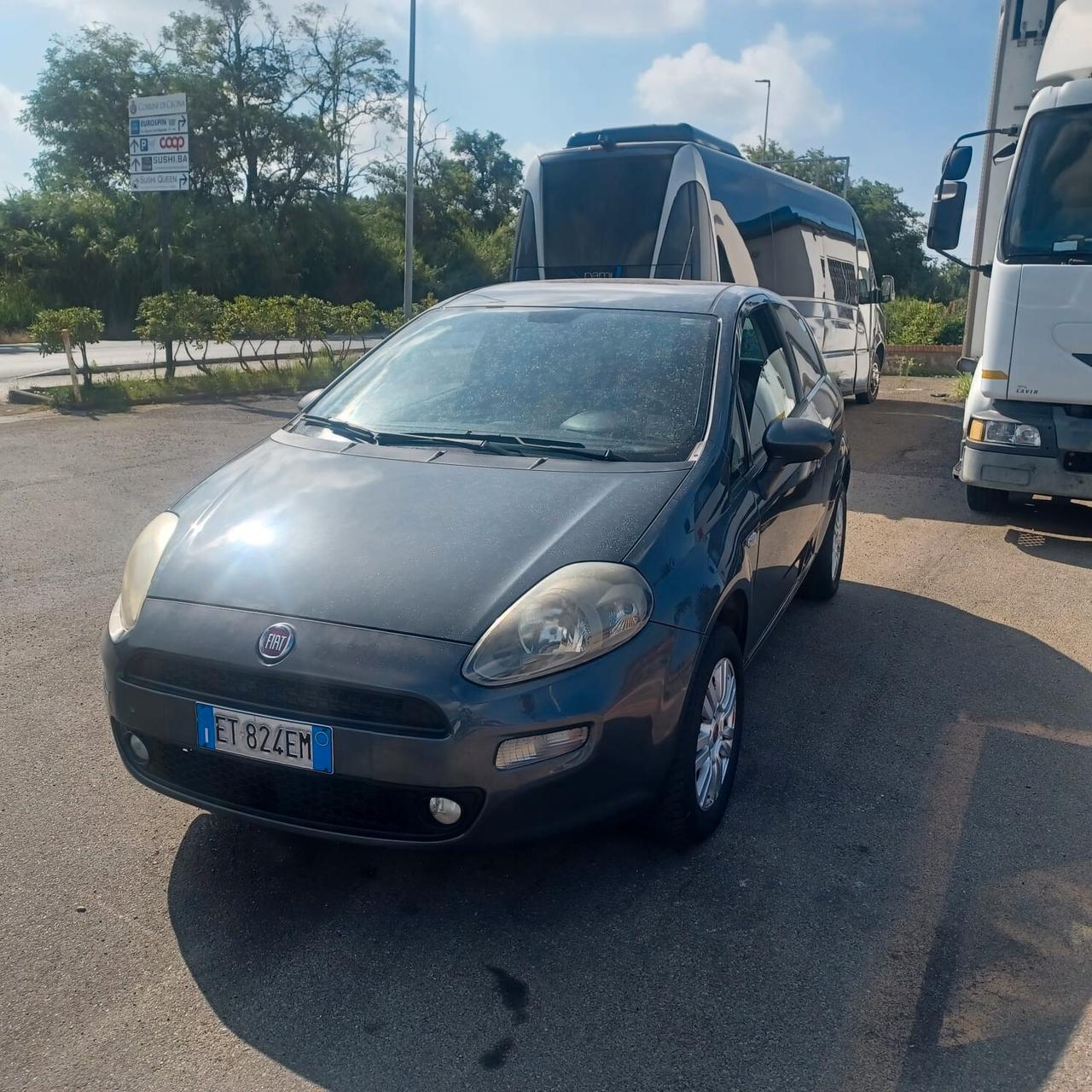 NEOPATENTATI PUNTO EVO METANO 1.4