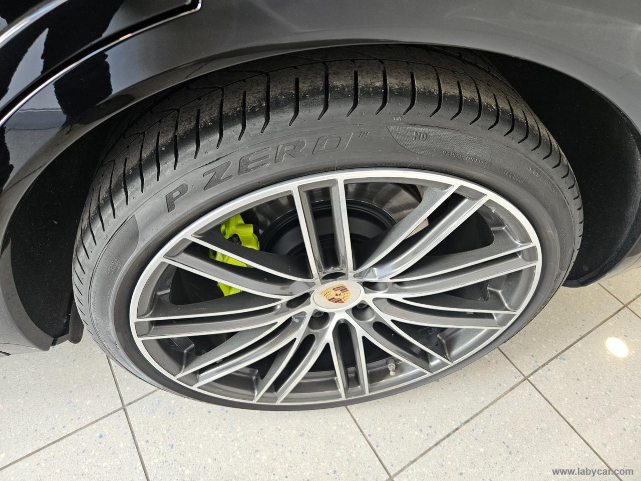 PORSCHE Cayenne 3.0 V6 E-Hybrid