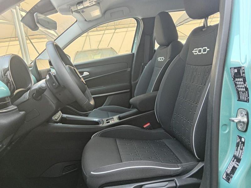 FIAT 600 1.2 Hybrid 145cv Icon