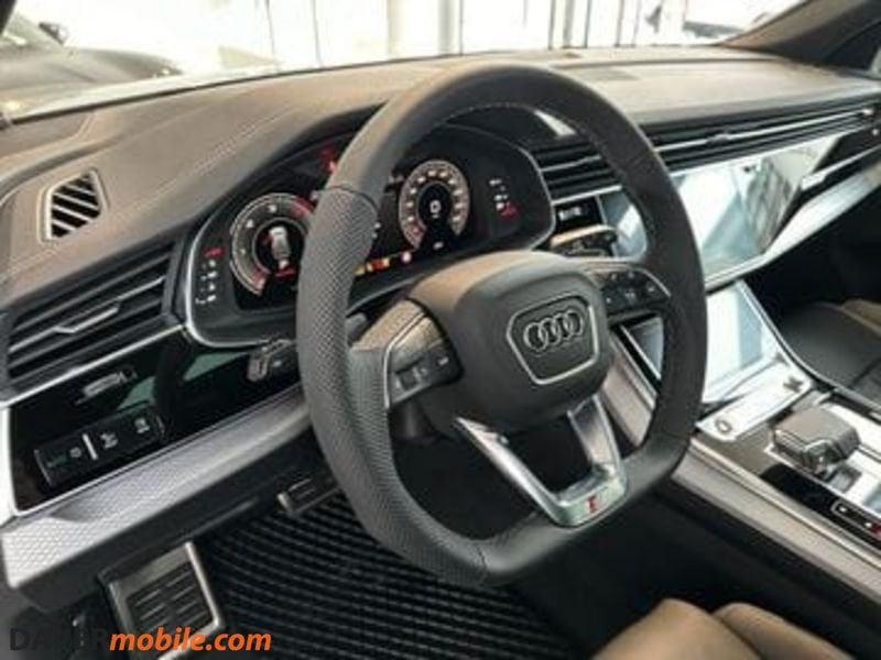 Audi Q8 50 TDI 286 CV quattro tiptronic S line edition List. 117.250,00