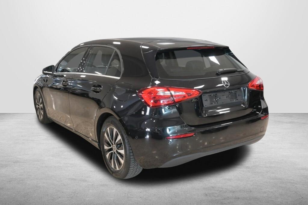 MERCEDES-BENZ A 160D 95CV BUSINESS SOLUTION 6M. ( PELLE - PARK ASSIST - TELECAMERA POST. - NAVI PREMIUM - CRUISE - NEOPATENTATI )