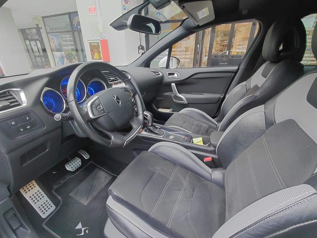 DS DS4 Sport Chic 1.6 Blue HDi 120 #8509