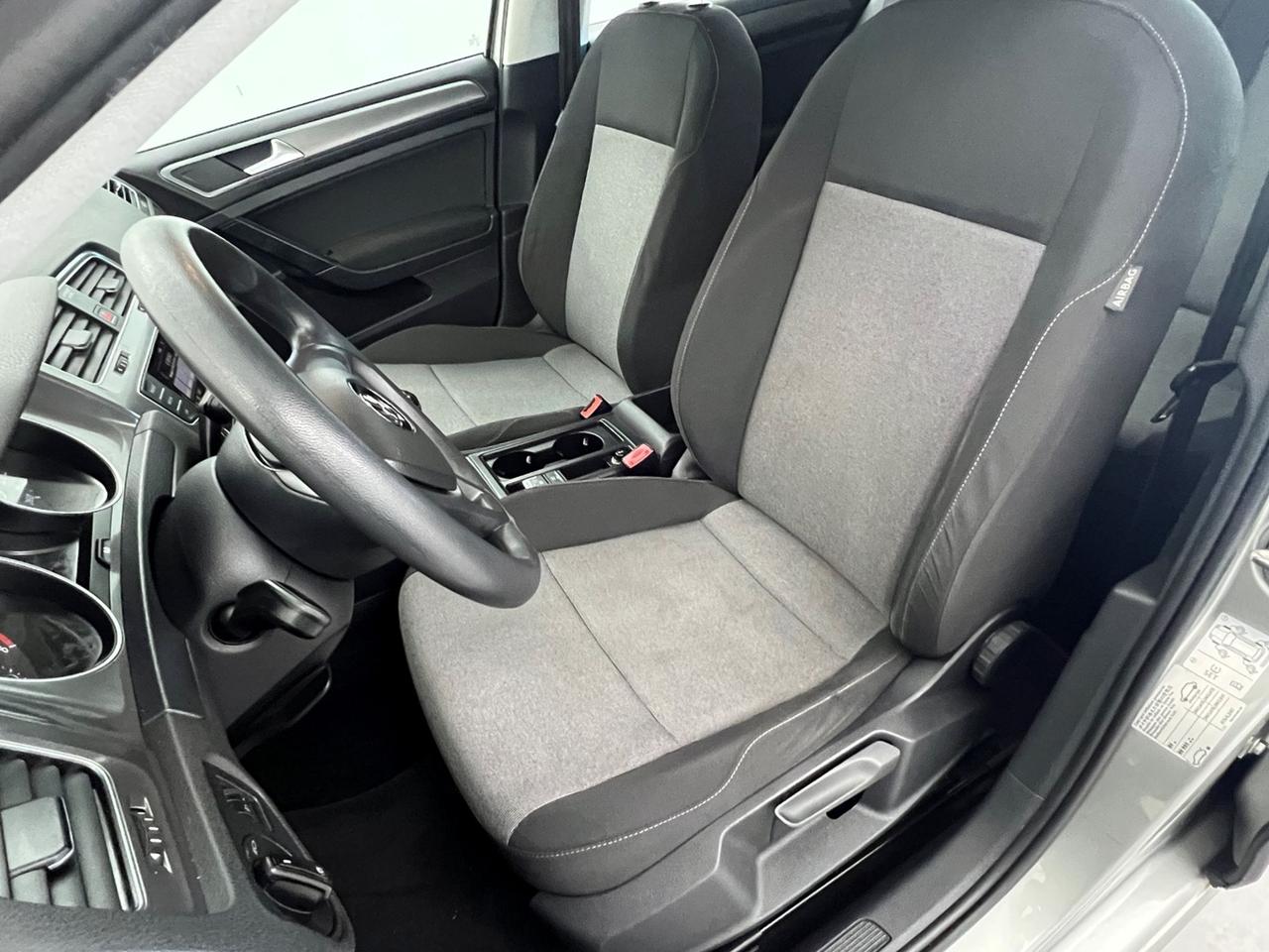 VOLKSWAGEN Golf VII 2013 Golf 5p 1.4 tgi Trendline