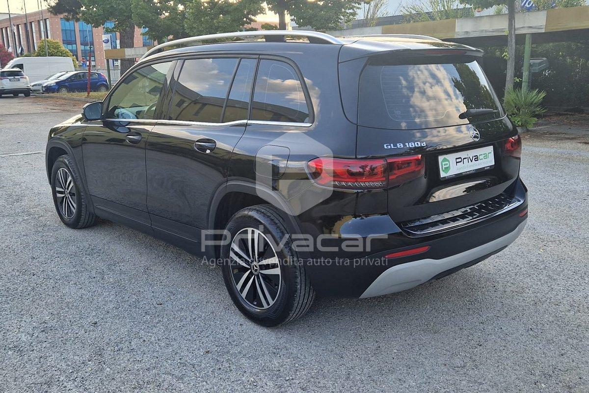 MERCEDES GLB 180 d Automatic Sport