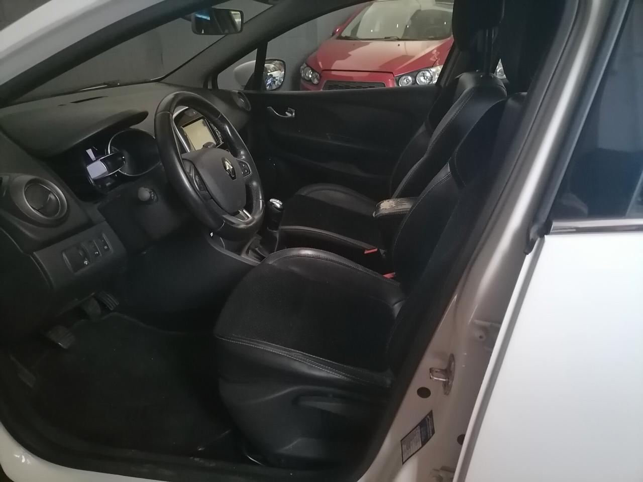 Renault Clio dCi 8V 90CV EDC Start&Stop 5 porte Energy Excite