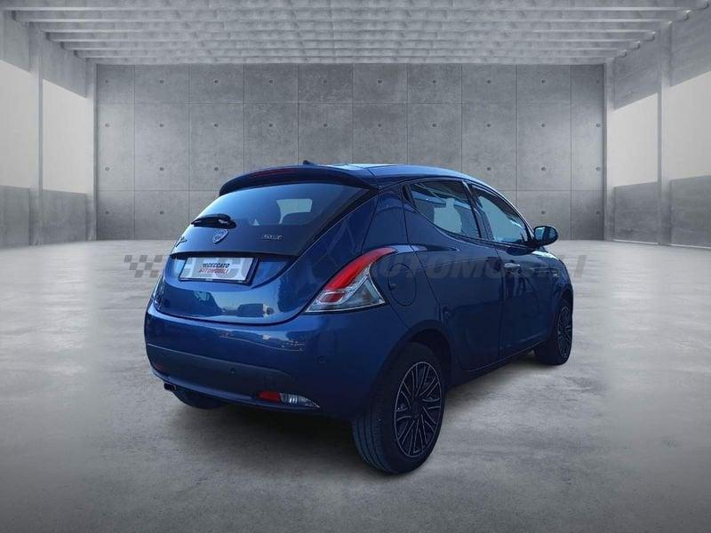 Lancia Ypsilon III 2021 1.0 firefly hybrid Gold s&s 70cv 5p.ti