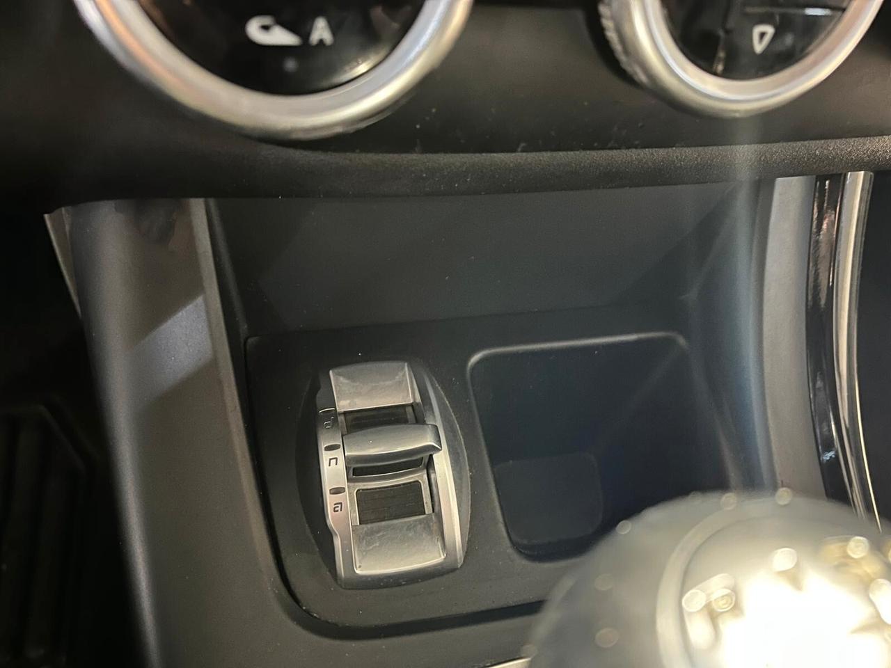 Alfa Romeo Giulietta 2.0 JTDm-2 140 CV Distinctive