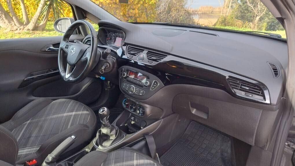 Opel Corsa 1.2 5 porte GPL