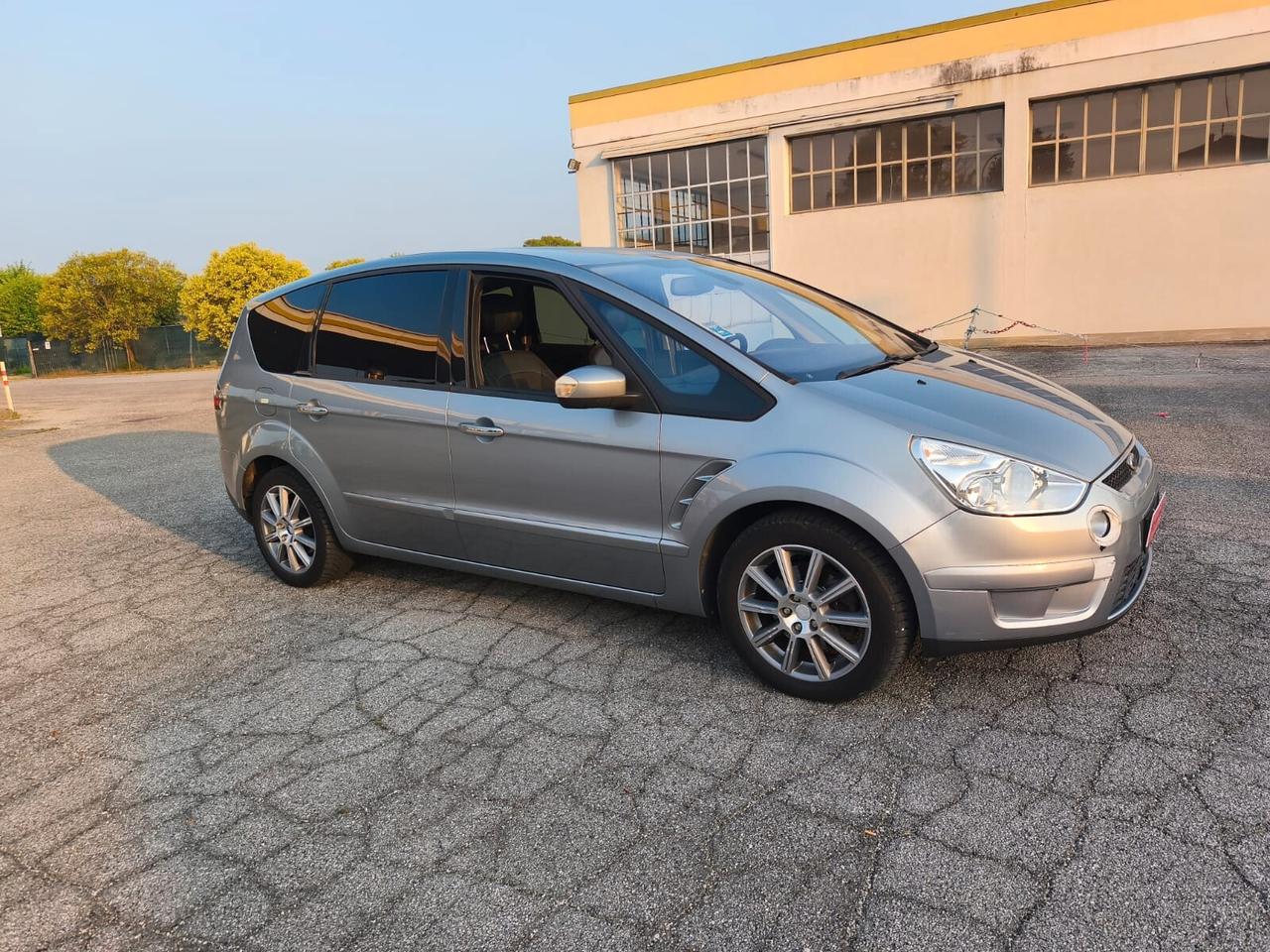 Ford S-Max 2.0 TDCi 140CV Titanium Accetto Permute