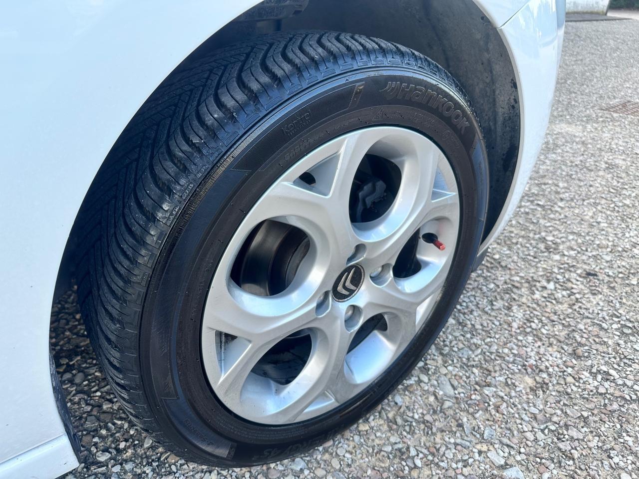 Citroen C3 PureTech 82 Exclusive 1.2 metano casa madre