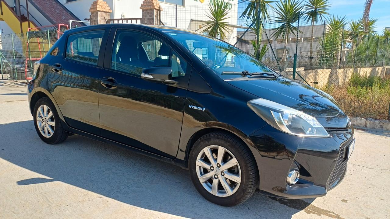 Toyota Yaris 1.5 Hybrid 5 porte Style