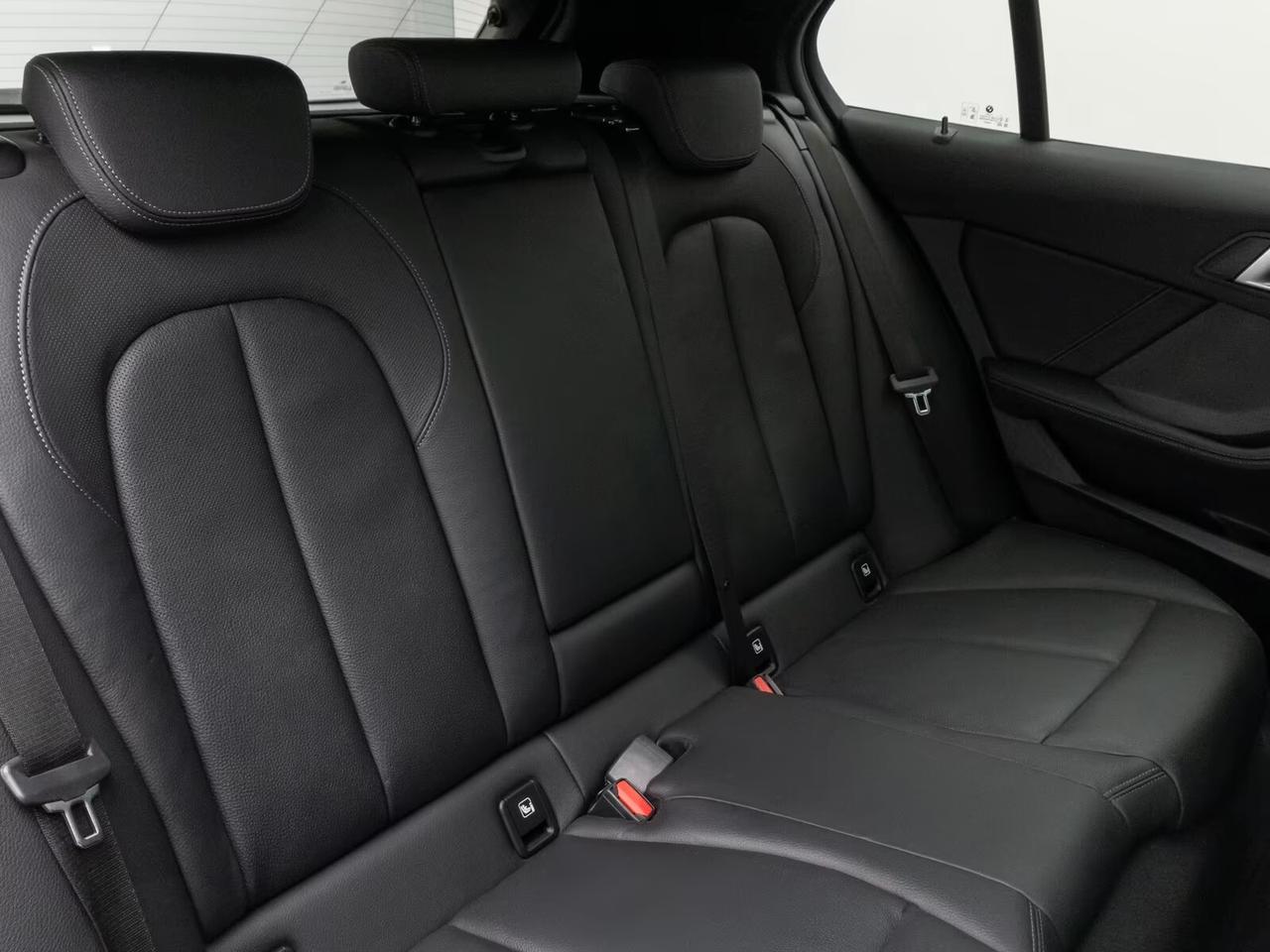 Bmw M135 M 135i xDrive SEDILI A GUSCIO PELLE TETTO PANORAMICO