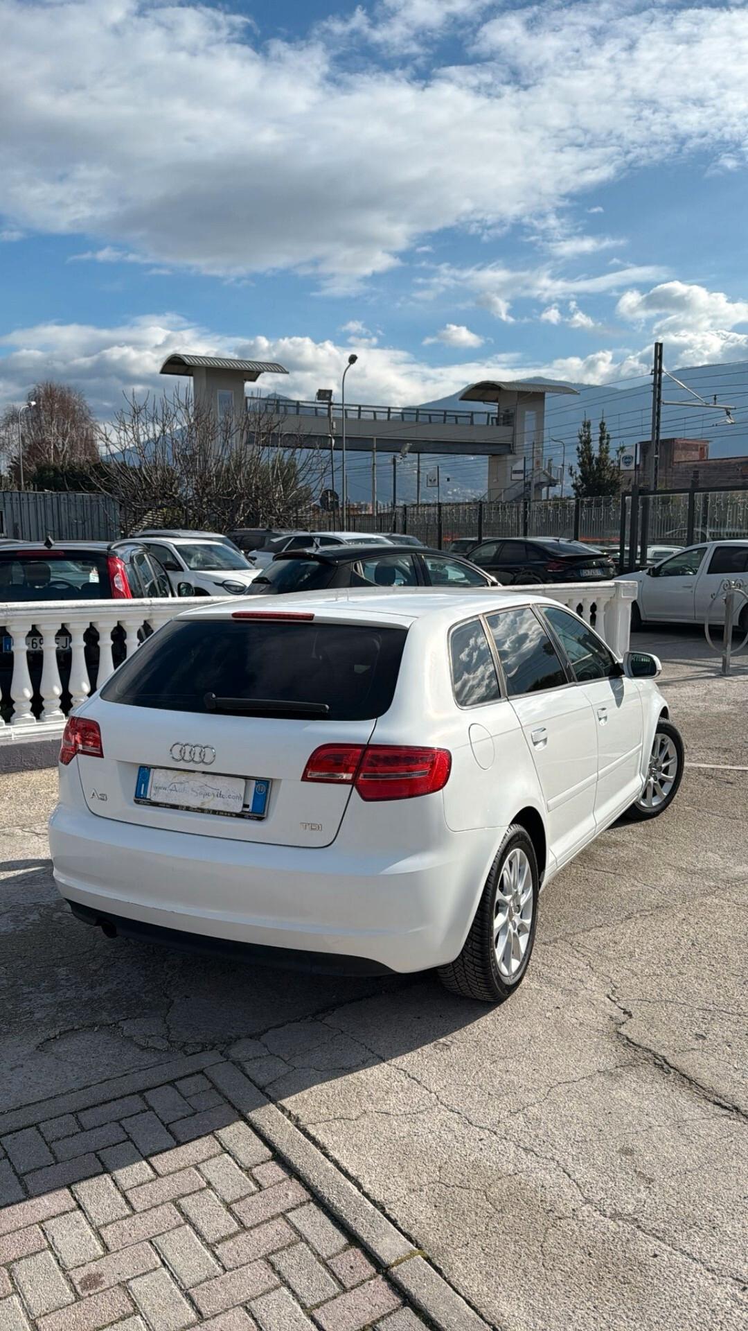 Audi A3 SPB 1.6 TDI 105 CV CR Ambiente