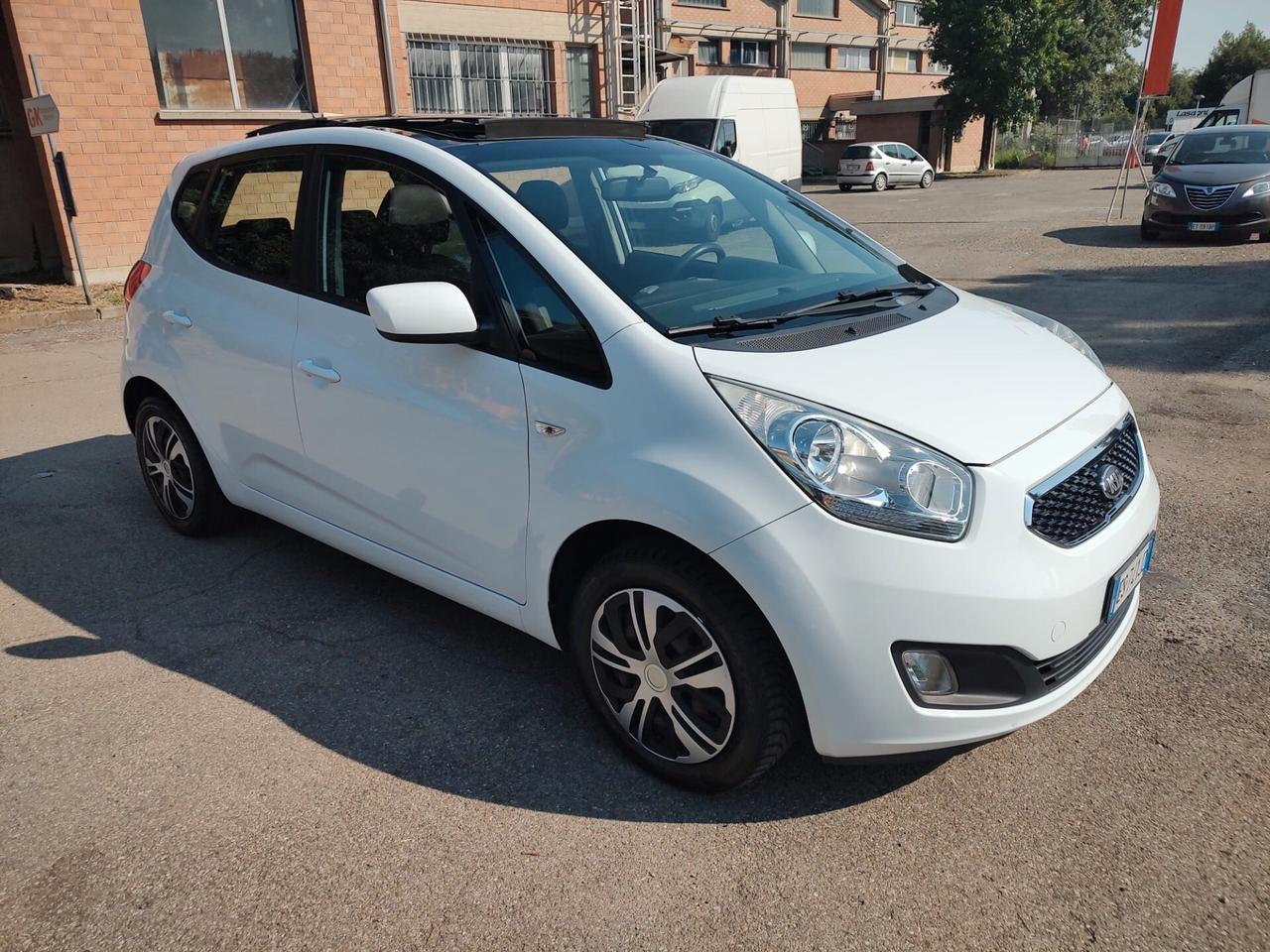 Kia Venga 1.4 CVVT Active, TETTO APRIBILE E FULL PANORAMICO, GARANZIA L.12 MESI