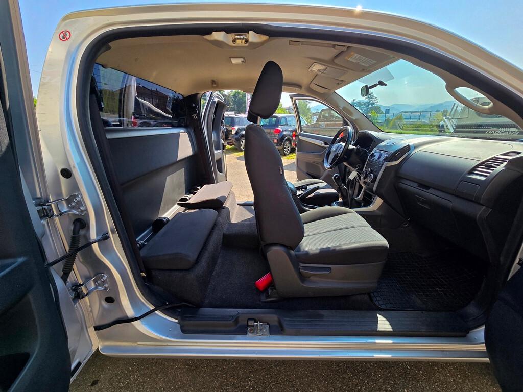 Isuzu D-Max 2.5 TDI 163CV SPACE CAB "LS"