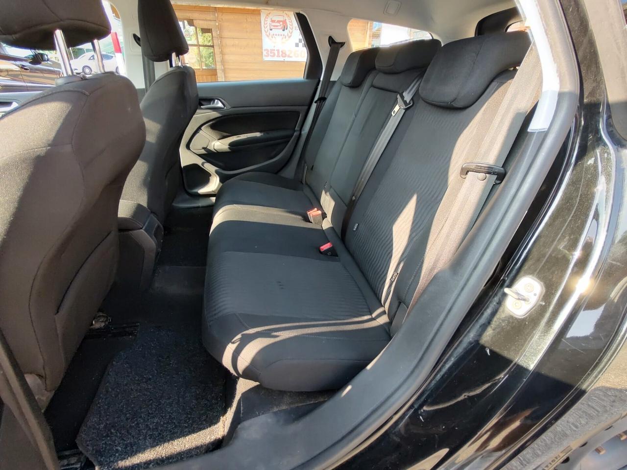 Peugeot 308 1.6 e-HDi 115 CV Stop&Start Allure